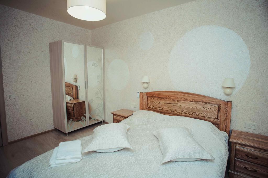 Molex Apartments 2 تشيرنيهيفسكا الغرفة الصورة