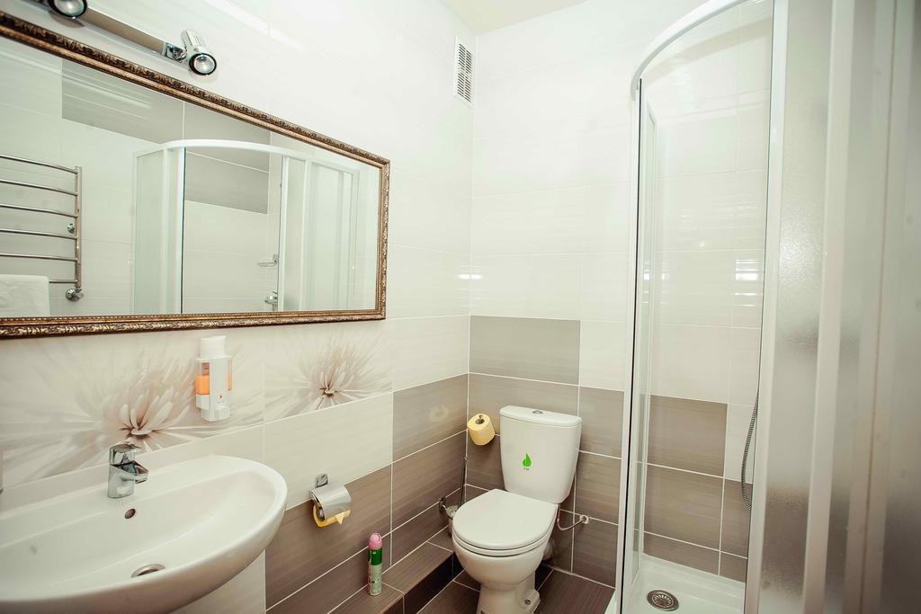 Molex Apartments 2 تشيرنيهيفسكا الغرفة الصورة